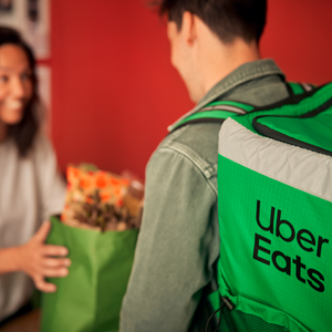 Uber Eats配達パートナー募集の登録手順と稼働開始活用ガイド【2026年版】 を象徴するイラスト